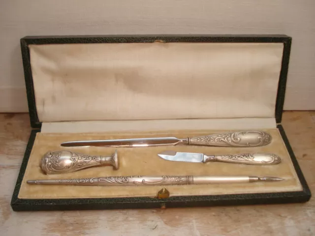 Ancien Coffret Nécessaire dÉcriture, de bureau - Cachet, Porte Plume