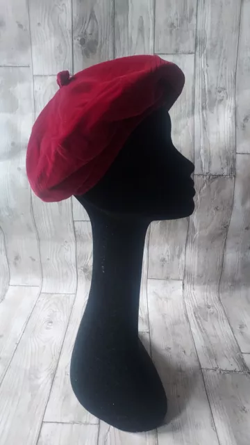 Cappello berretto Marida vintage anni '60 velluto rosso lampone, berretto