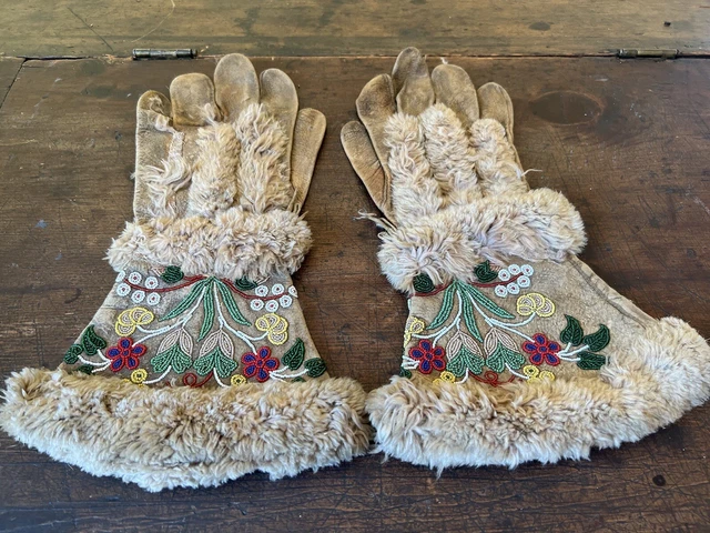 Antique And Vintage  Native American Moccasins Gloves Lot Of 5