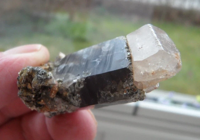 top Stufe Apatit auf Rauchquarz Nala.Pakistan...