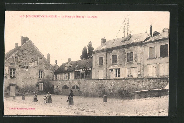 CPA Jonchery-sur-Vesle, La Place du Marché, La Poste