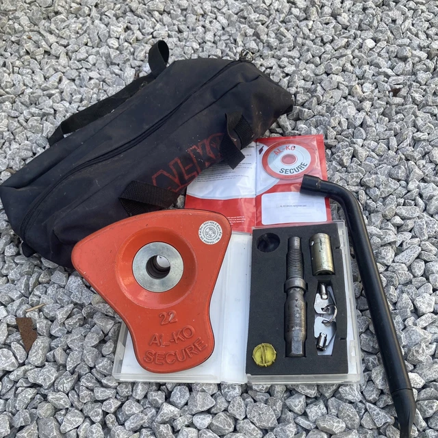 ALKO NUMBER 22 Caravan Security Wheel Lock Complete With 2 keys. VG+