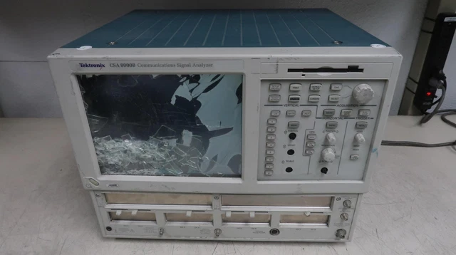 Tektronix CSA 8000B Communications Signal Analyzer M0270