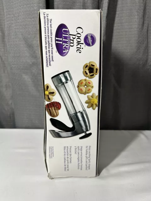 WILTON Cookie Pro Ultra II Spritz Cookie Press w/16 Shapes NIB 2