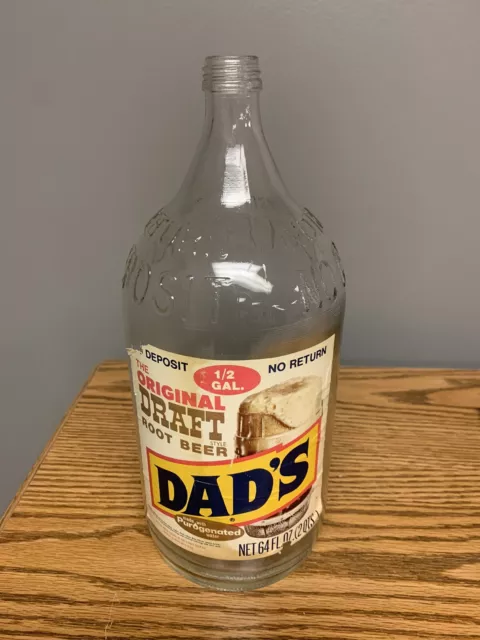 VTG DAD’S  Half Gallon Root Beer Bottle Papa size Clear Chicago Illinois Label