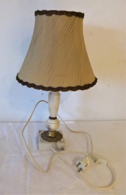 Nachlass-Sehr schöne alte seltene Tischlampe mit Messingbeschlägen--Hingucker
