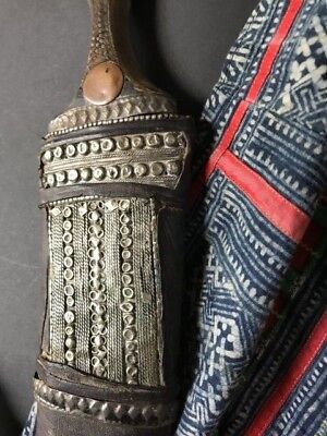Old Yemeni Jambiya Khanjar Dagger b.) with Ornate Handle & Sheath… 2