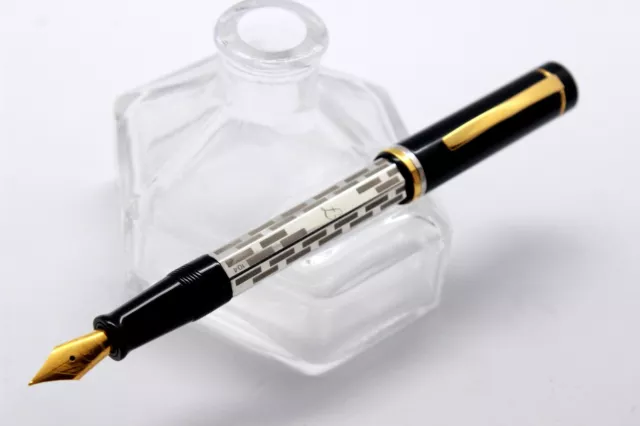 FILCAO ALEXANDER -L.Ed.Numb.-Faceted Fountain Pen-SOLID SILVER 925/CELLULOID-NEW