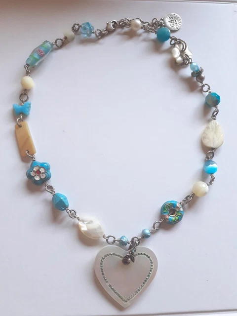 Collier Vintage En Métal Doré En Forme De Cœur – Marque Gas – Excellent état Avec Petites Rayures Mineures