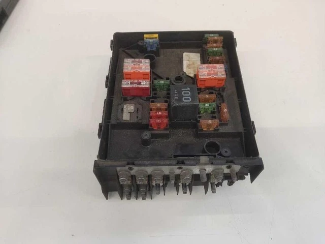 MODULE DE BOITE a fusibles pour VOLKSWAGEN GOLF PLUS BKC 2005 R2023