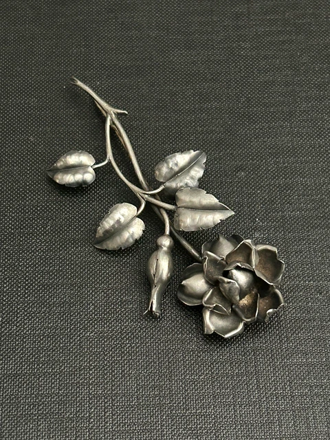 Collier croix d'Agadez touarègue vintage en argent Sehr gut Schmuck