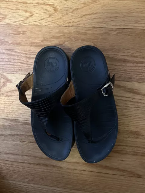FitFlop Womens Size 6 Black Leather The Skinny Thong Buckle Wedge Slide Sandals