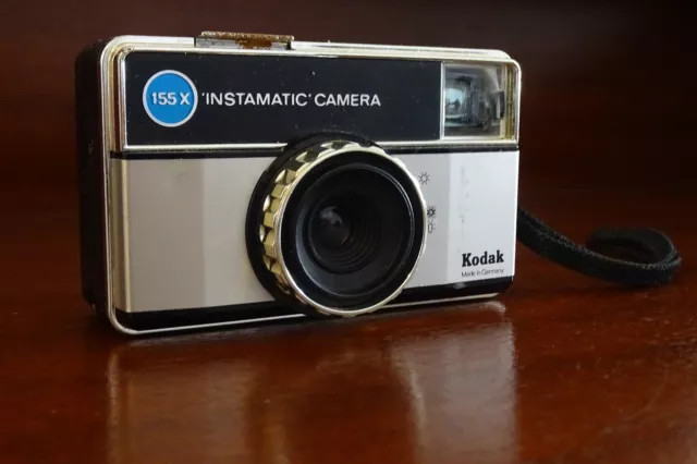 Appareil photo Kodak 155-X instamatic camera + étui