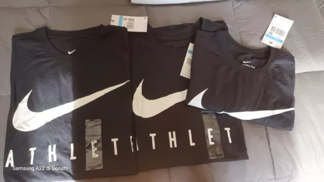 T shirt  Maglietta NIKE da UomoManica Corta Running Corsa Sport  taglia M