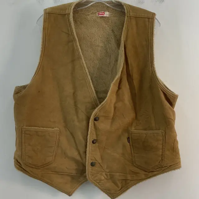 VTG 70s Men's Vintage Levis Tan Sherpa Lined Snap Button Vest XL