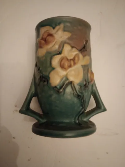 Roseville Magnolia Blue 1943Vintage Art Pottery  Vase  Pattern 88_6 Handled Vase