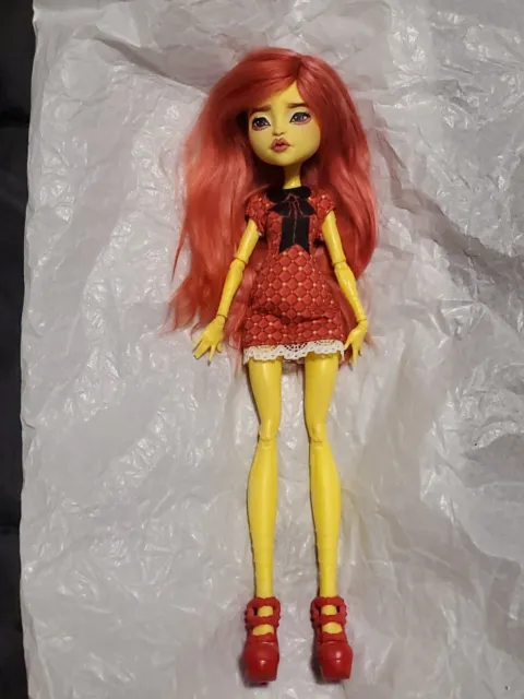 OOAK custom Monster High Doll Luna Mothews Goth Repaint Artdoll Beautiful Faceup 3