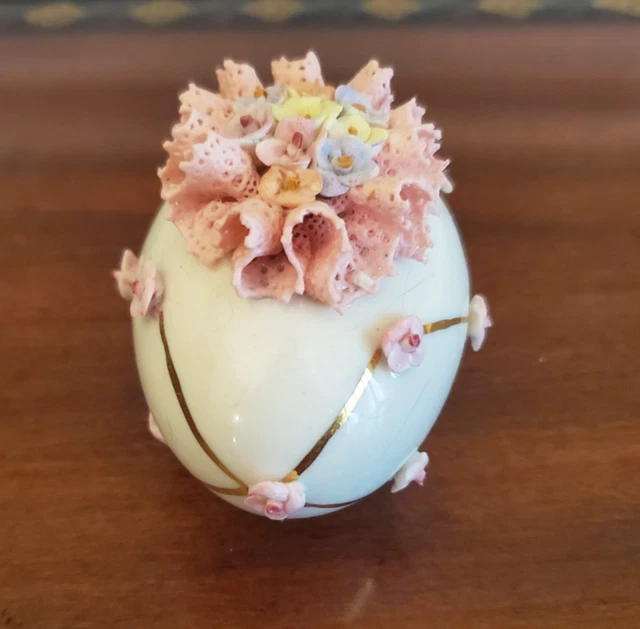 VINTAGE IRISH DRESDEN Porcelain Lace 