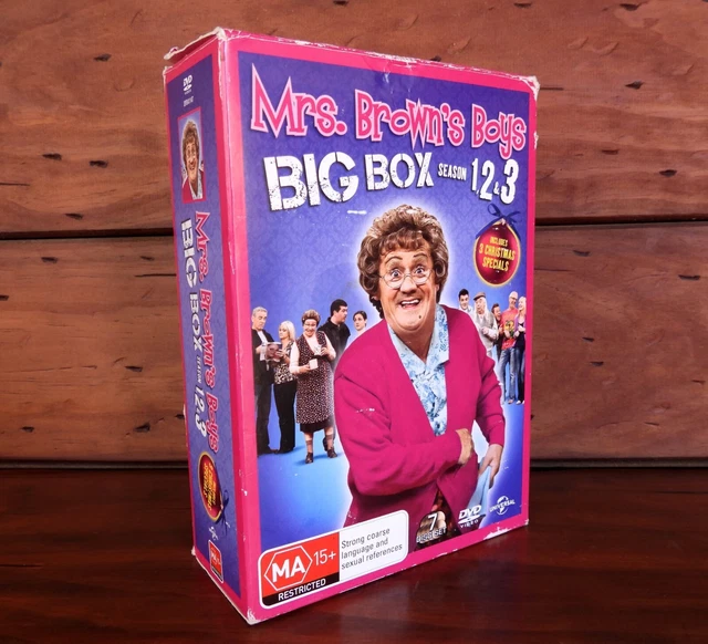 (未使用･未開封品)　Mrs Brown&#39;s Boys Big Box [DVD] [Import] vf3p617 Mrs. Brown's Boys: Really Big Box [DVD]: Amazon.ca: Brendan