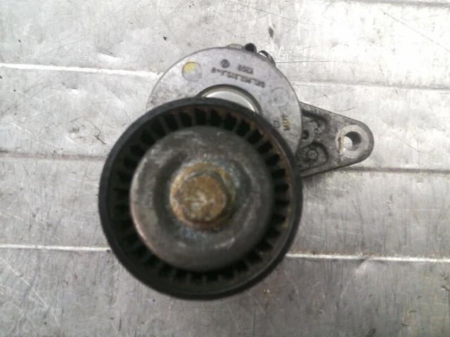 04L903315A galet tendeur pour AUDI A3 1.6 TDI 2012 203157