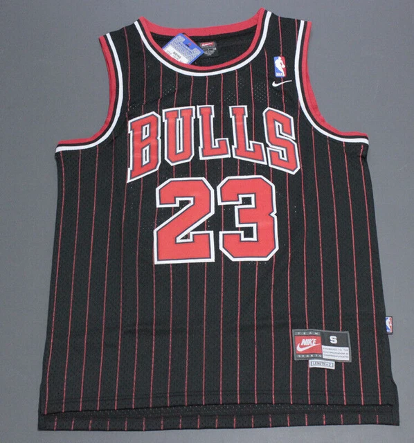 CLASSIC MICHAEL JORDAN #23 Chicago Bulls Basketball Jersey Stitched ...