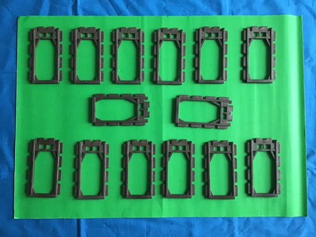 Lot De Pieces. Playmobil Maison/ Château / Ferme  N°31
