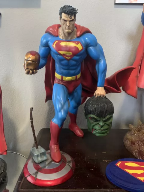 1:4 Superman vs Marvel Avengers Statue Custom Unique Rare Figure Figurine 1:4 Superman vs Marvel Avengers Statue Custom Unique Rare Figure Figurine