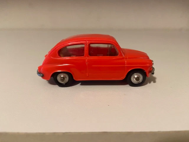 Miniature Norev Fiat Dino Coupé - Échelle 1/43 - N°163 - Rouge - Collection France