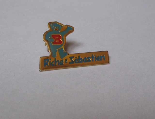 LOT DE 48 Pins - Nouvelles Galeries Noel 91 EUR 19,00 - FR