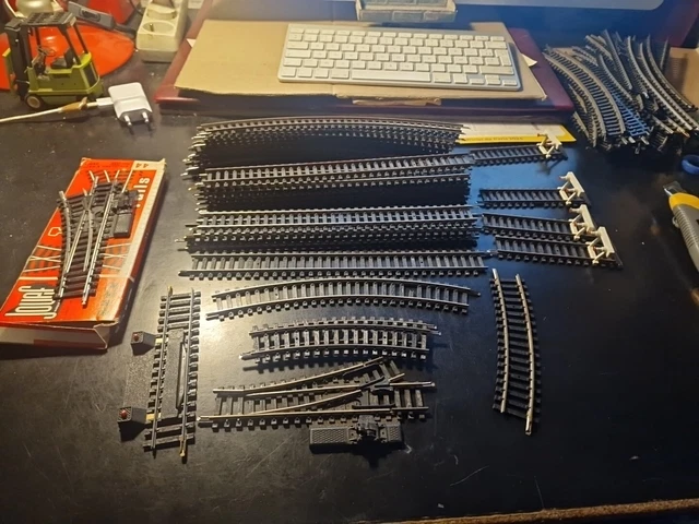 Ho gros lot de rails jouef, lima roco et autres 6,7 kg