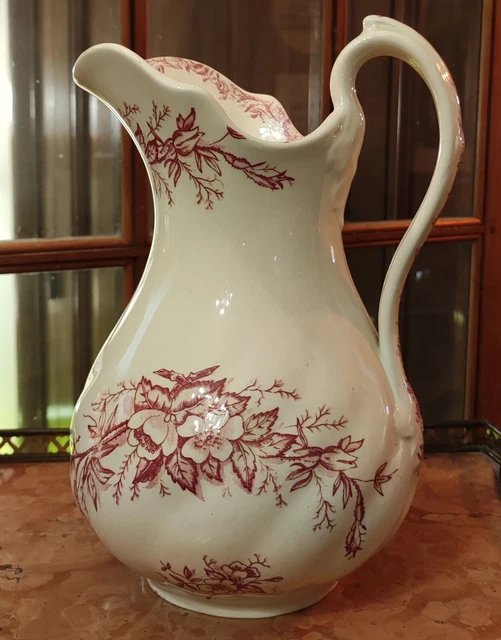 Ancien Grand Pichet Broc Terre de fer HB et C Modèle Églantines/Décor Floral
