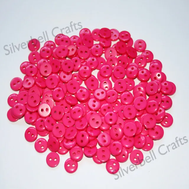 200 x 9 mm kleine rosa Knöpfe Nähen Handwerk winzige Harzknöpfe Stricken Acryl