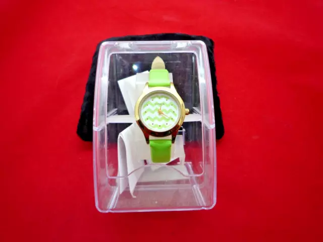 Citron Ladies Fashion Quartz Wrist Watch Green Dial & Green Faux Leather Strap