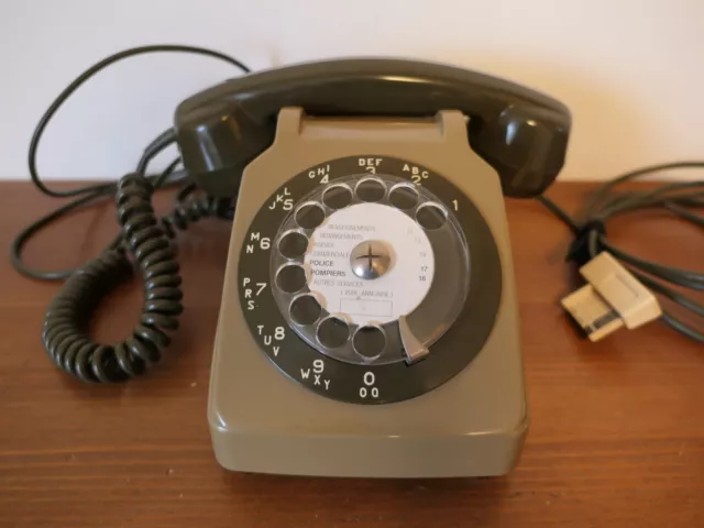 ANCIEN TELEPHONE à Cadran Marron Vintage