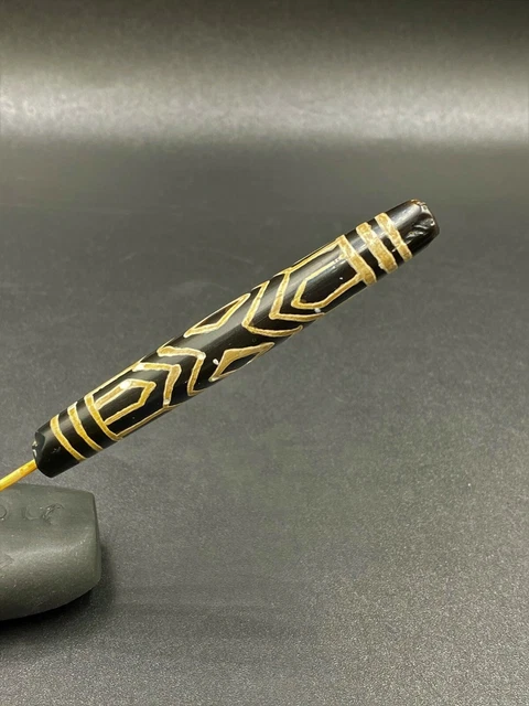 Old Ancient Indo Tibetan Etched agate Bead