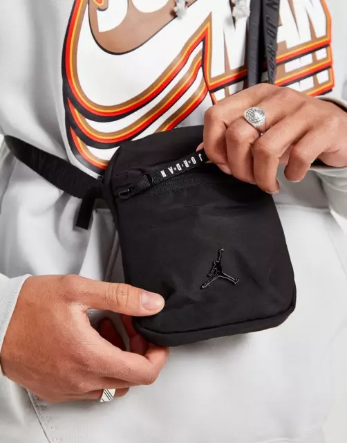 jordan taping pack bag