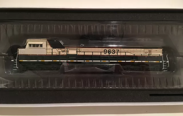 HO Athearn Genesis BNSF Burlington Northern BN Executive SD70mac Locomotive 9637