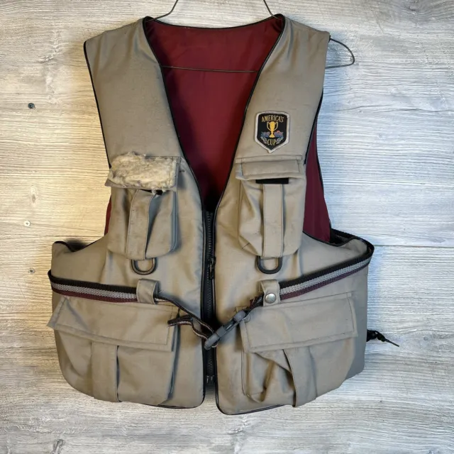 America's Cup Fishing Vest Life Jacket Adult Sz S/M  Model 900 W/ Lure Holder