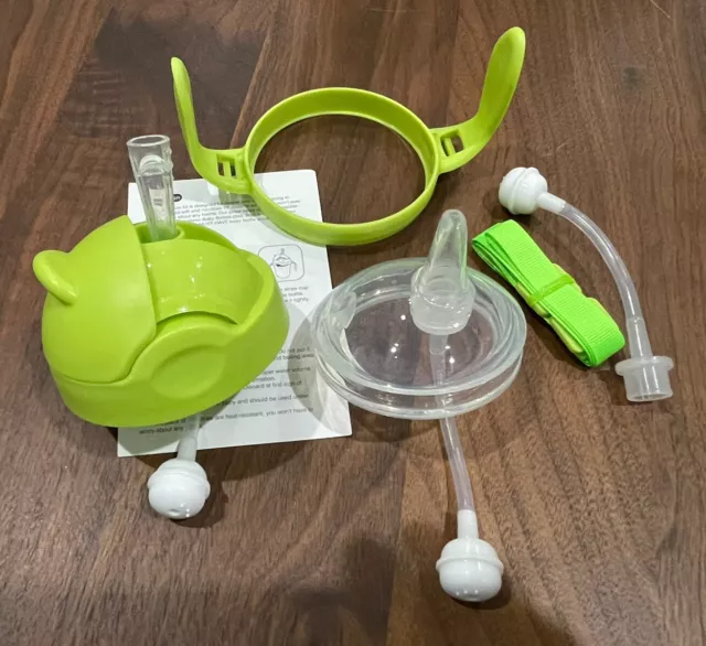 Comotomo Baby Bottle Nipple Transition Straw Sippy Cup & Soft Spout, Green.