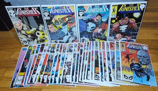 Punisher Marvel Comics Huge Lot Of 33 Comics VF/NM