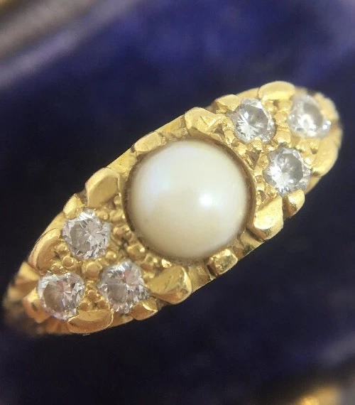 CHARLES GREEN Son 18ct Gold Pearl Diamond Ring Pretty Band