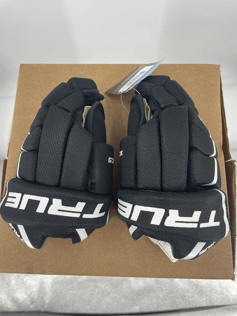 True XC9 2020 Youth Hockey Gloves Blacl size 9” True XC9 2020 Youth Hockey Gloves Blacl size 9”
