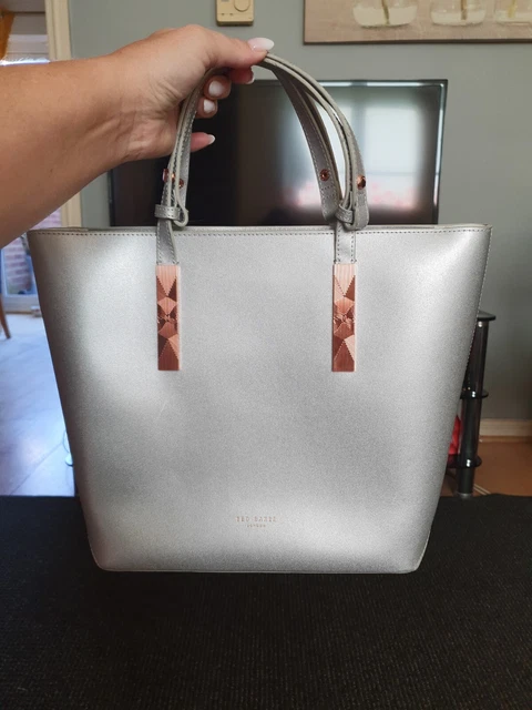 Alyssaa ted sale baker bag