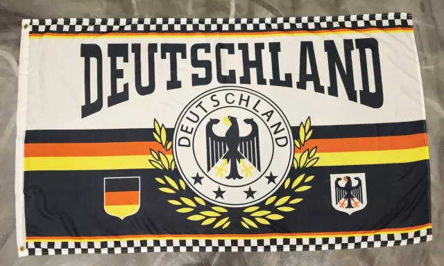 Fahne Flagge Deutschland - 4 Sterne - Lorbeerkranz - 90 x 150 cm