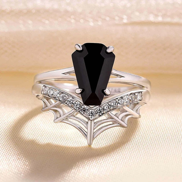 2.5Ct Coffin Cut VVS1/D Simulated Diamond Unique Split Shank Spider Design Ring