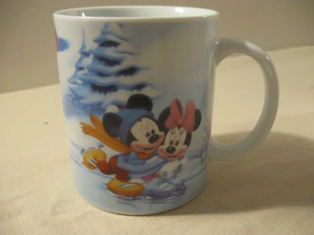 Disney Mickey & Minnie Mouse Winter Scene / Christmas Mug - New