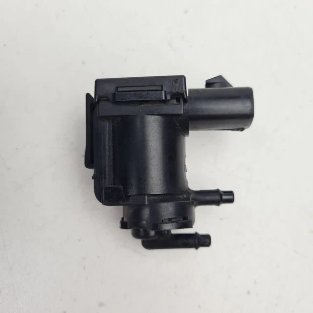 FORD FALCON BA Air Intake Solenoid Fluid Control Valve 4728916 48.00