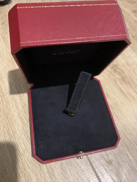 Cartier lighter box display