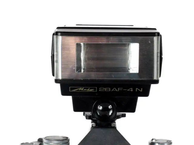 Flash Metz mecablitz 28AF-4N pour Nikon F4-F5- F100- F80- F90- F801