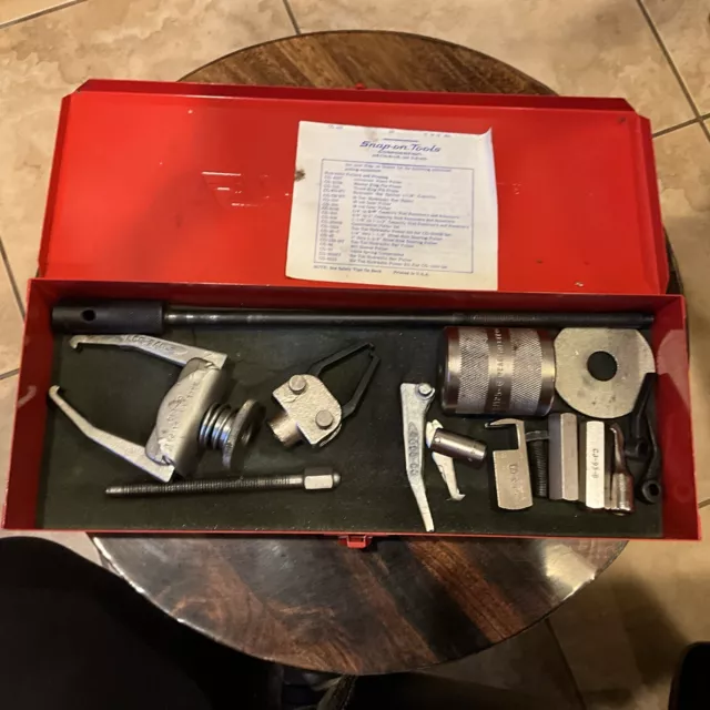 Snap-on Gear /  Bearing Puller In Box